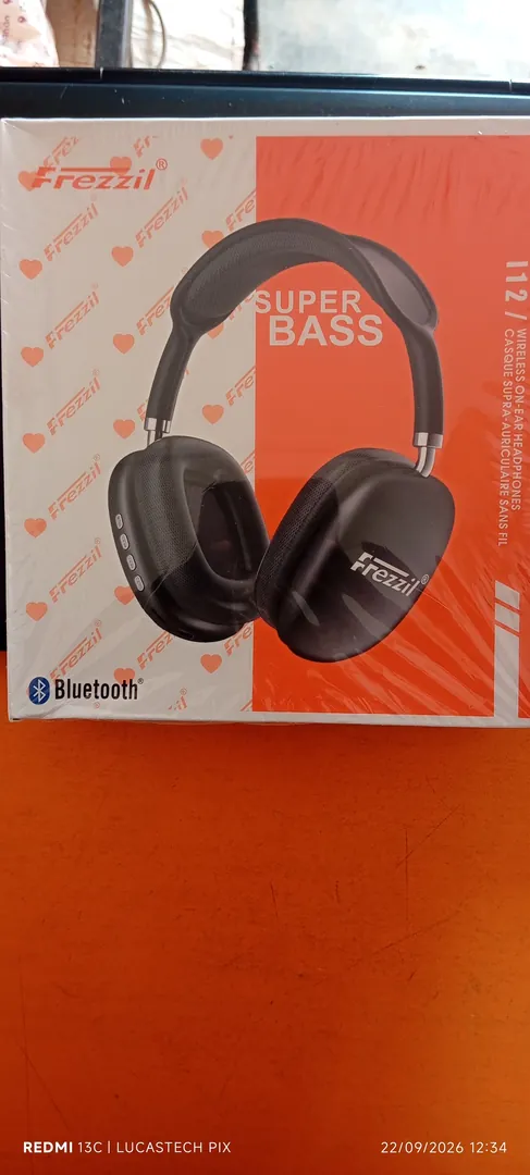 Frezzil I12 wireless on-ear headphones